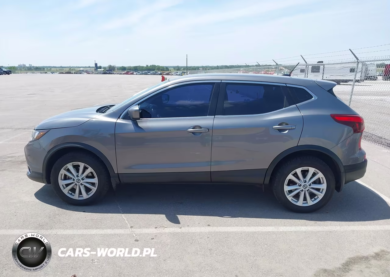 2019 Nissan Rogue Sport S VIN:JN1BJ1CR1KW625662 - 14
