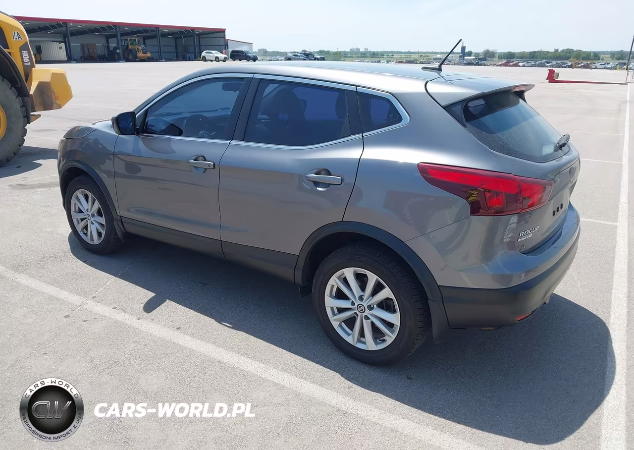 2019 Nissan Rogue Sport S VIN:JN1BJ1CR1KW625662 - 3