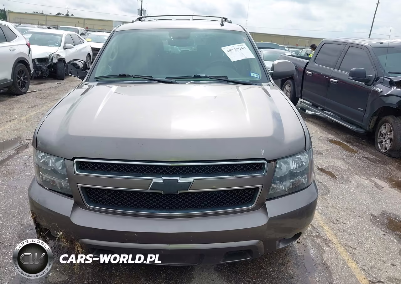 2012 Chevrolet Tahoe Lt VIN:1GNSCBE06CR285721 - 12