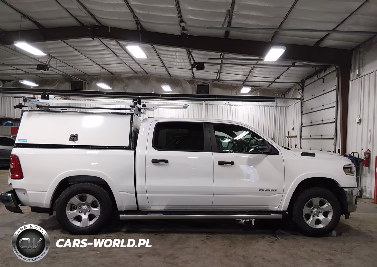 2026 Ram 1500 Big Horn 4X4 5'7 Box VIN:1C6RRFFG3TN294951 - 14