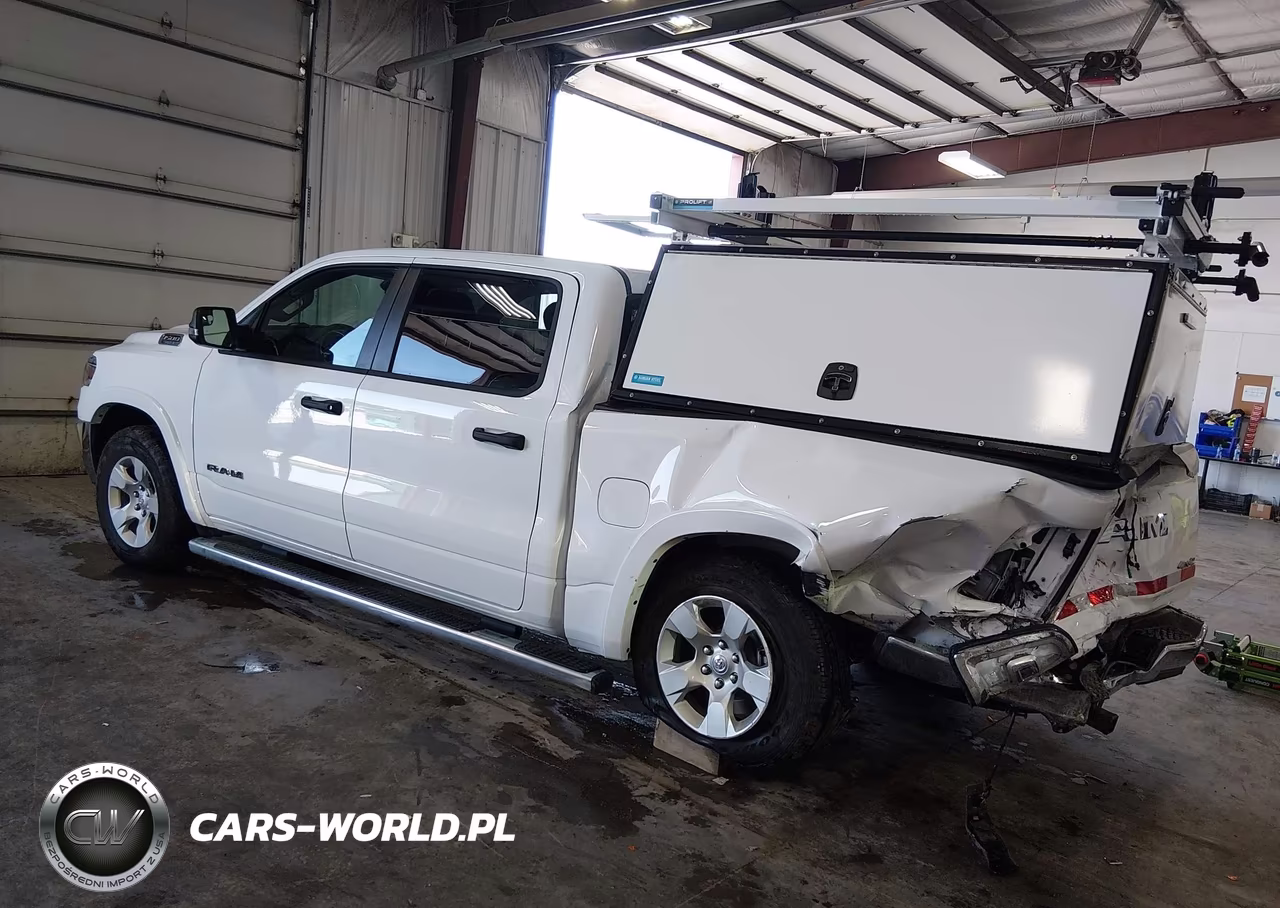 2026 Ram 1500 Big Horn 4X4 5'7 Box VIN:1C6RRFFG3TN294951 - 3