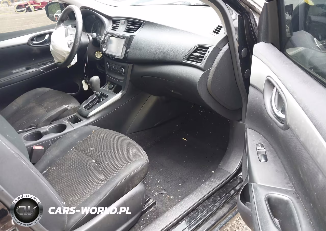 2019 Nissan Sentra S VIN:3N1AB7AP6KY375566 - 5