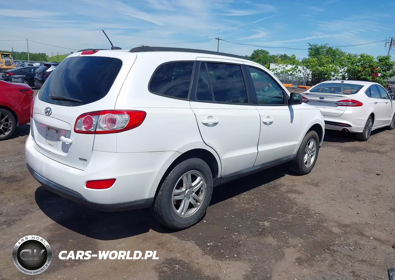 2012 Hyundai Santa Fe Gls VIN:5XYZGDAB4CG143526 - 4