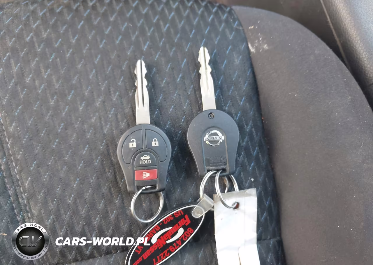 2014 Nissan Sentra Sr VIN:3N1AB7AP1EL608691 - 11