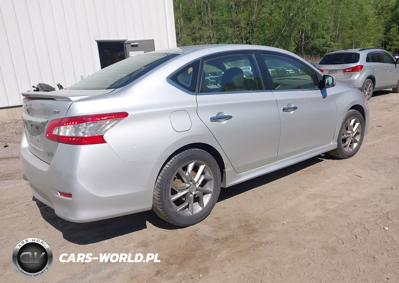 2014 Nissan Sentra Sr VIN:3N1AB7AP1EL608691 - 4