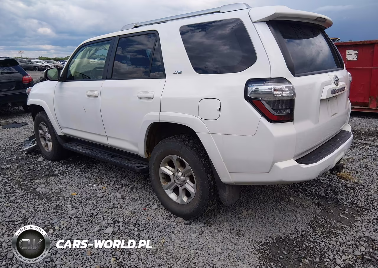 2018 Toyota 4Runner Sr5 VIN:JTEBU5JR1J5594668 - 3