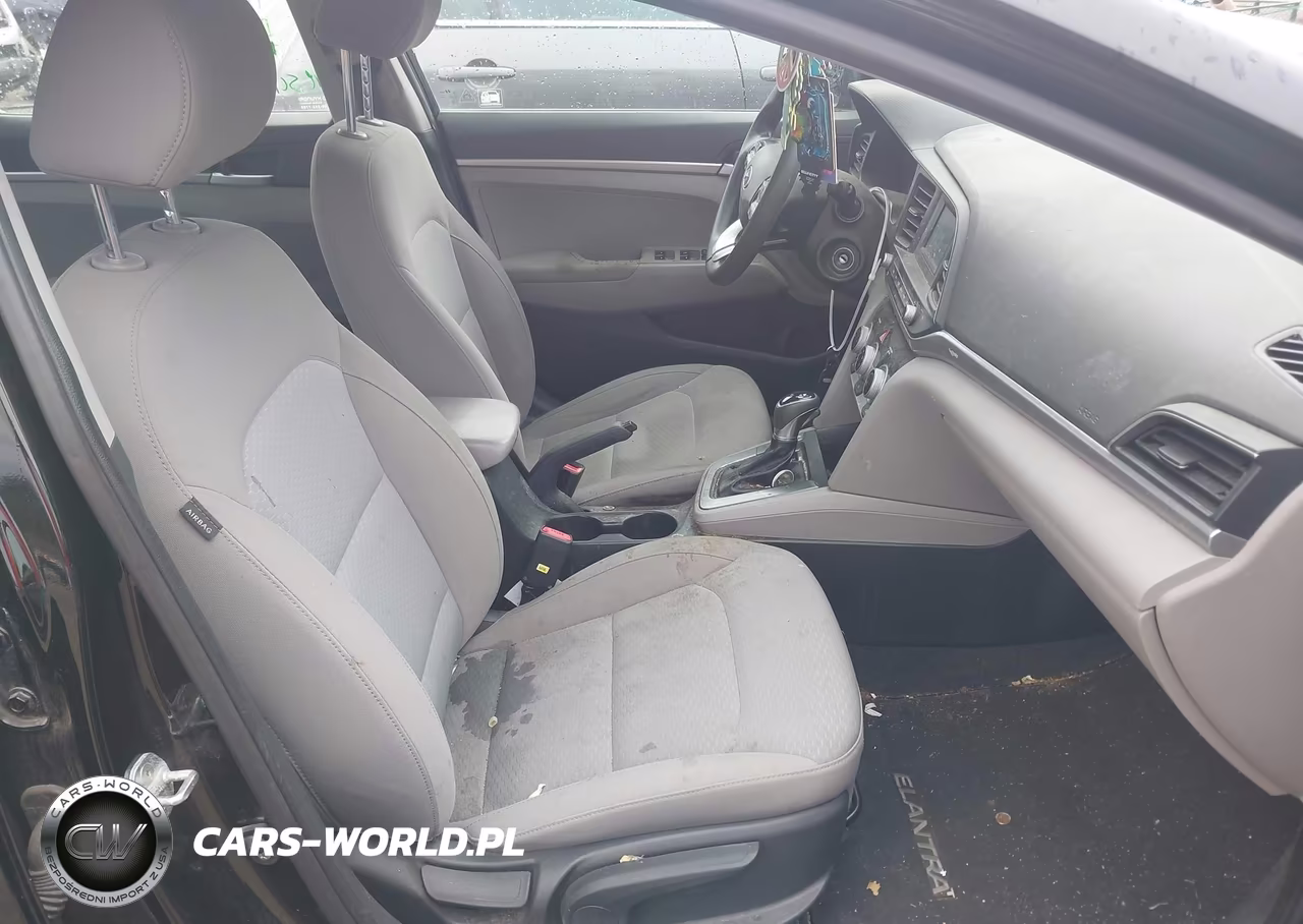 2019 Hyundai Elantra Se VIN:KMHD74LFXKU759069 - 5
