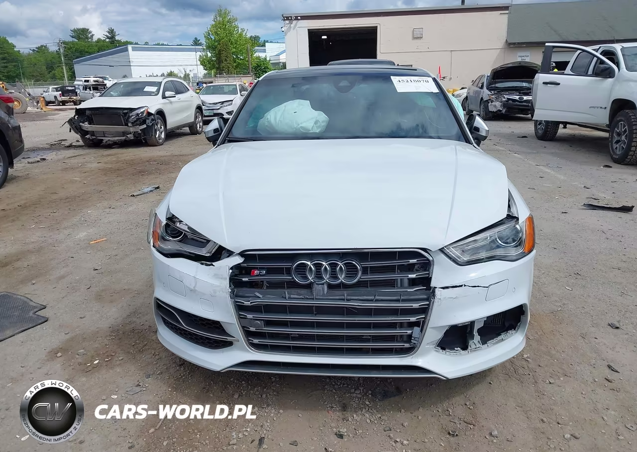 2015 Audi S3 2.0T Premium Plus VIN:WAUBFGFF8F1120415 - 11