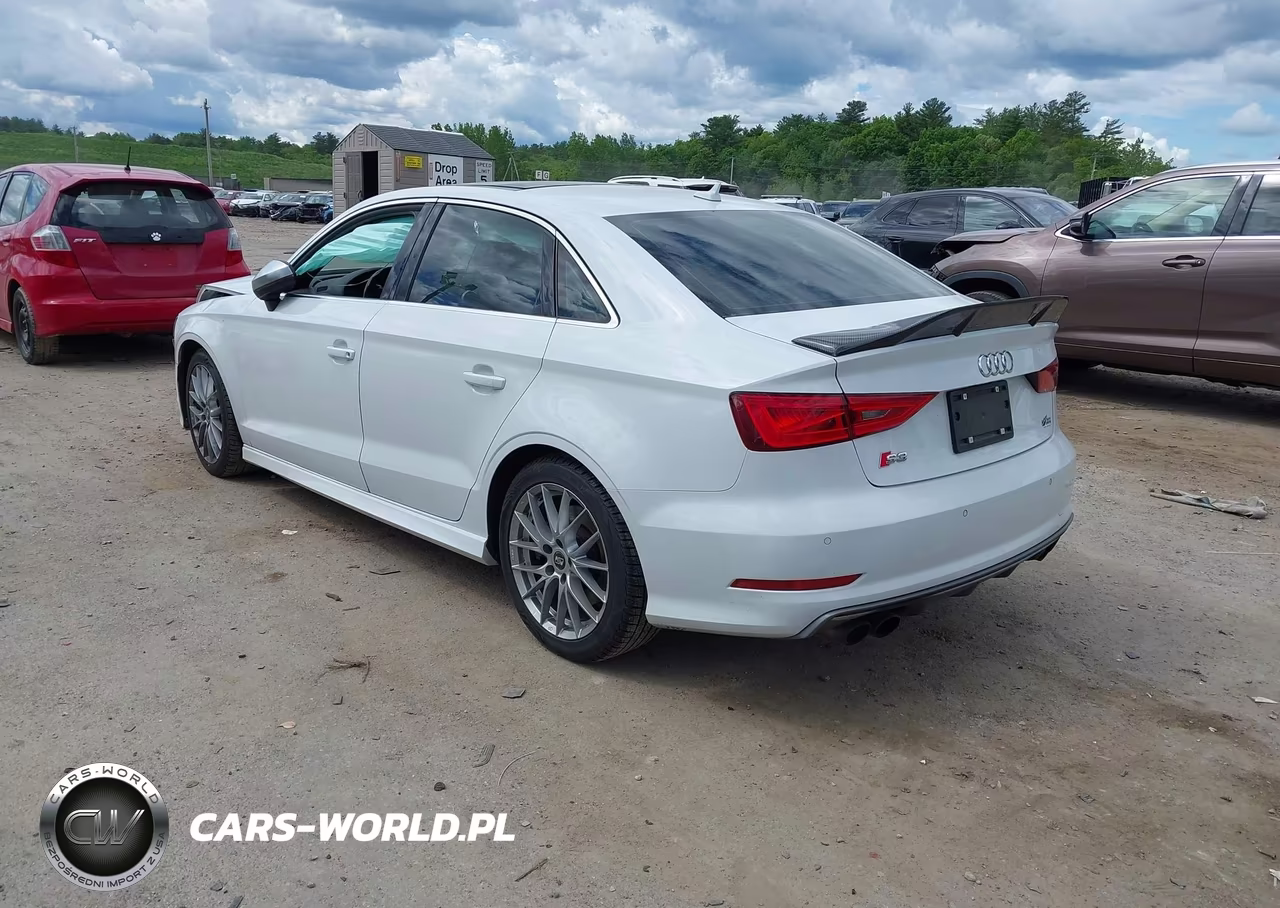 2015 Audi S3 2.0T Premium Plus VIN:WAUBFGFF8F1120415 - 3