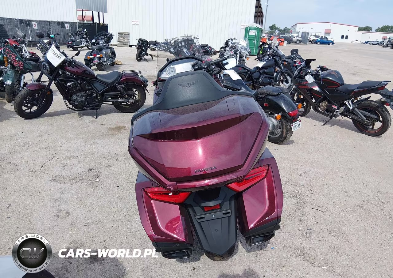 2025 Honda Gl1800 D VIN:JH2SC7953SK702075 - 6
