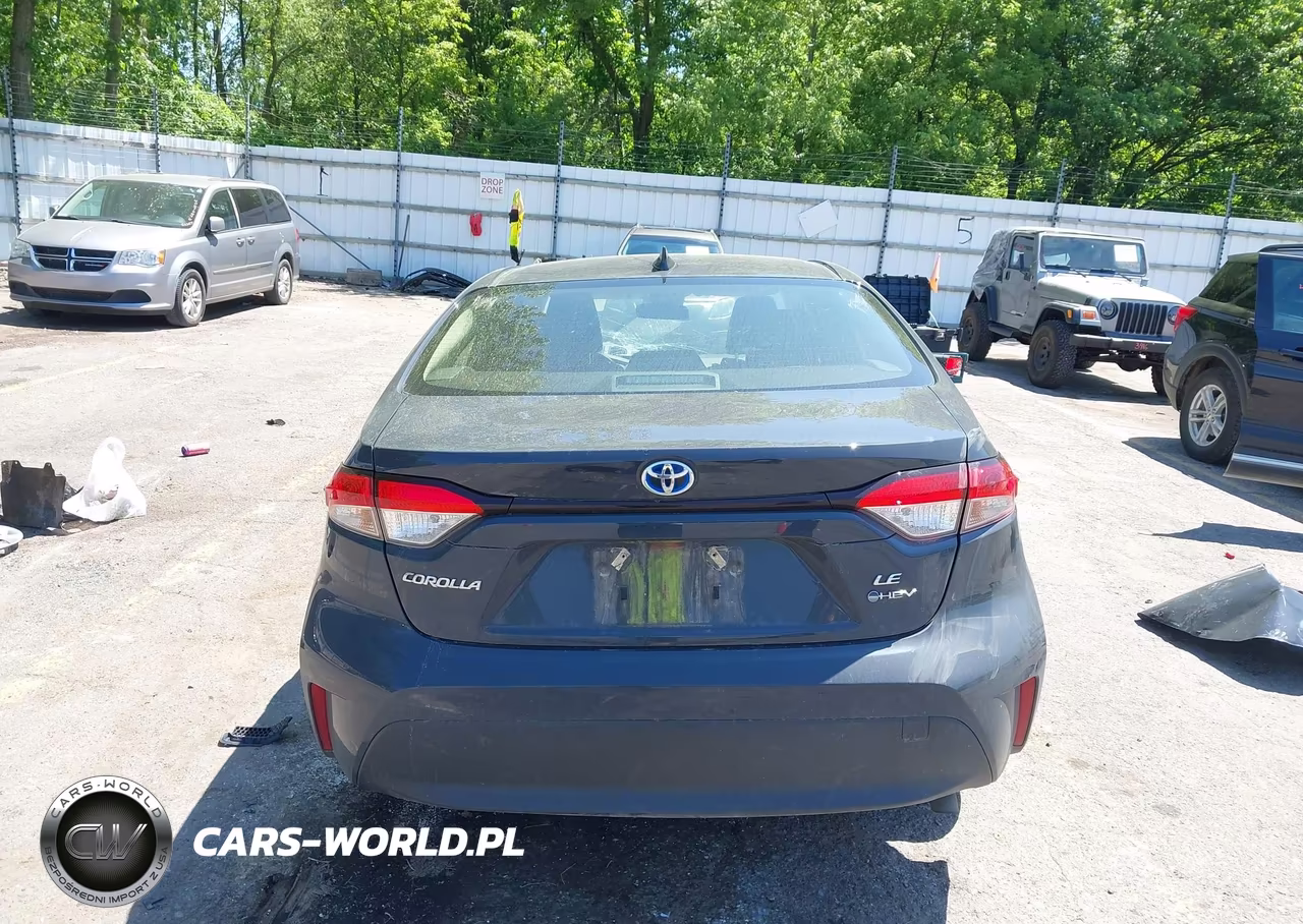 2025 Toyota Corolla Hybrid Le VIN:JTDBCMFEXS3084811 - 16