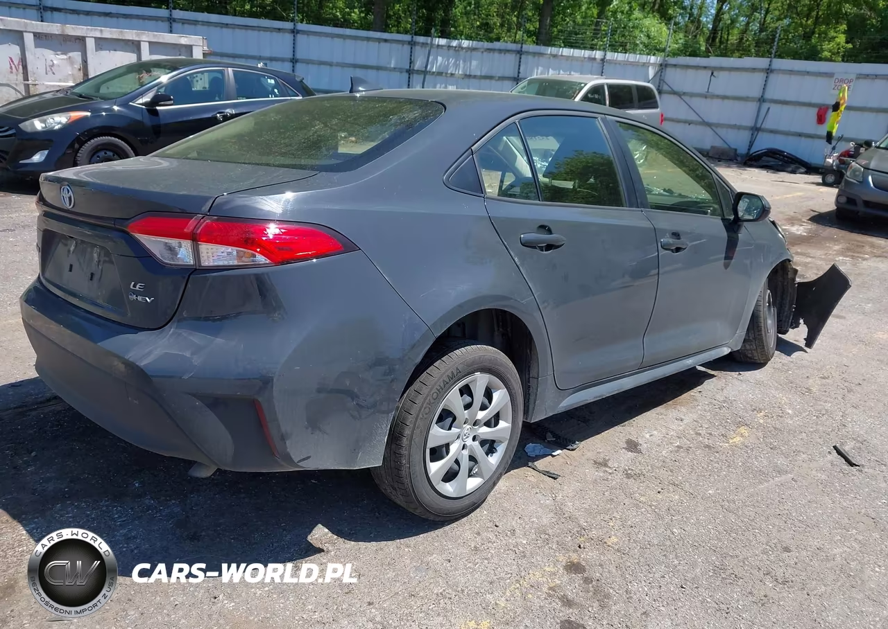 2025 Toyota Corolla Hybrid Le VIN:JTDBCMFEXS3084811 - 4