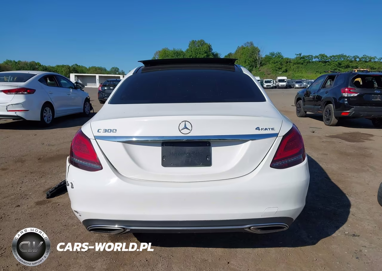 2019 Mercedes-Benz C 300 4Matic VIN:55SWF8EB4KU290196 - 17