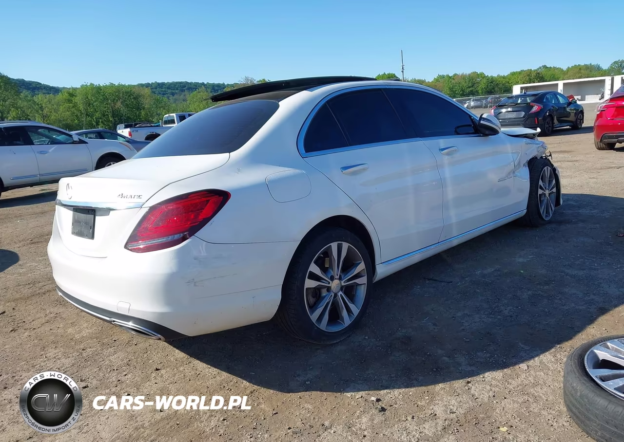 2019 Mercedes-Benz C 300 4Matic VIN:55SWF8EB4KU290196 - 4