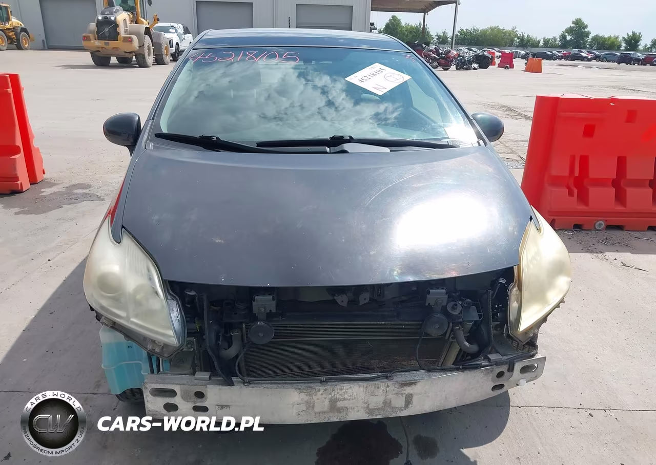 2011 Toyota Prius Three VIN:JTDKN3DUXB1380390 - 13