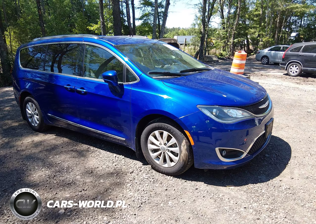 2018 Chrysler Pacifica Touring L