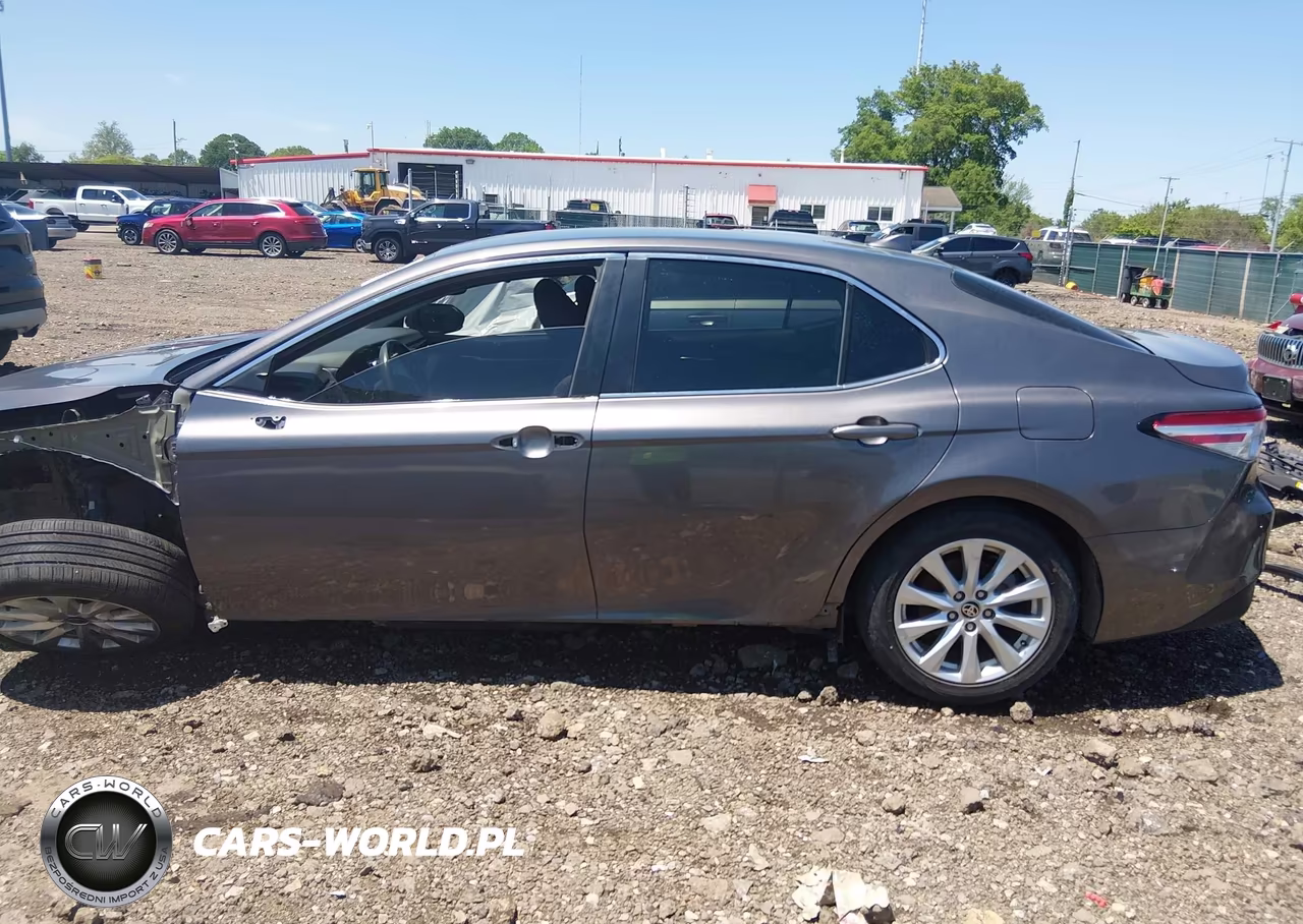 2020 Toyota Camry Le VIN:4T1L11AK4LU996072 - 15