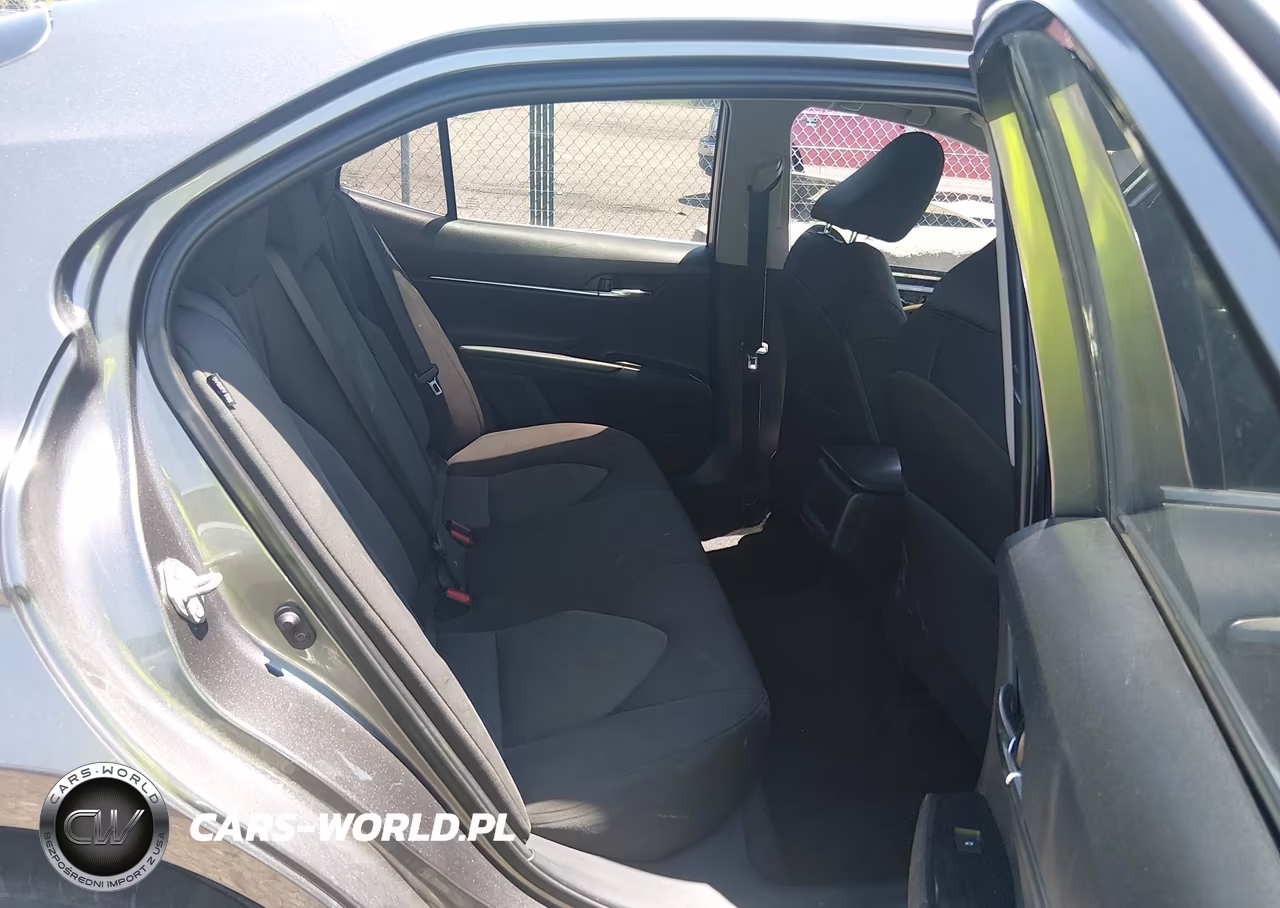 2020 Toyota Camry Le VIN:4T1L11AK4LU996072 - 8