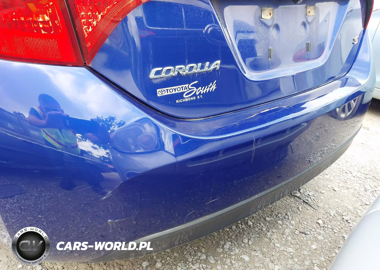 2014 Toyota Corolla S Plus VIN:5YFBURHE0EP118824 - 6