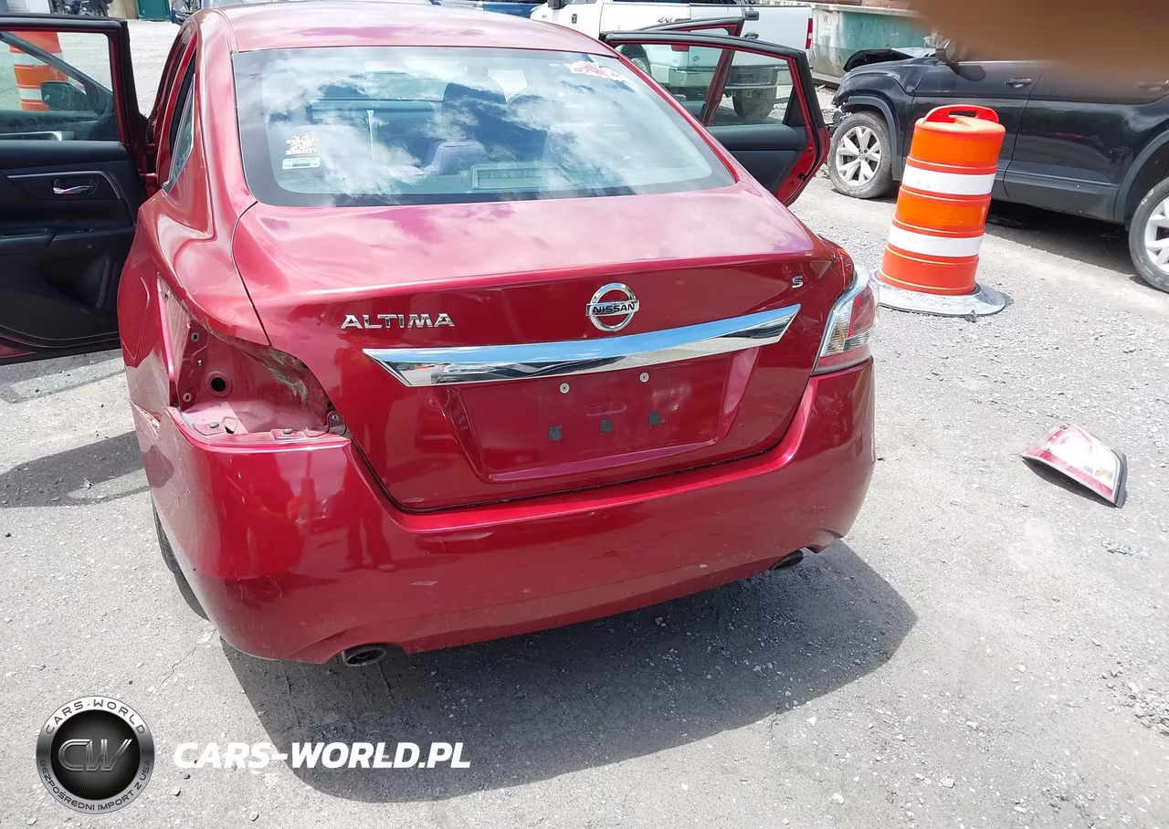2015 Nissan Altima 2.5 S VIN:1N4AL3AP2FC476319 - 6