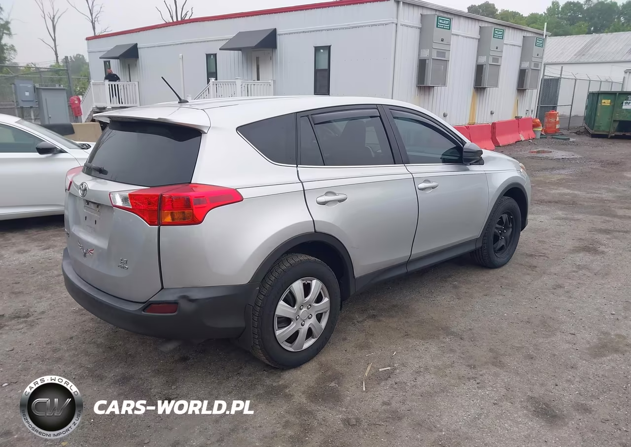 2015 Toyota Rav4 Le VIN:2T3BFREV6FW342976 - 4