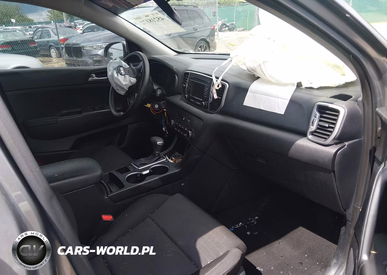 2018 Kia Sportage Lx VIN:KNDPM3AC9J7402105 - 5