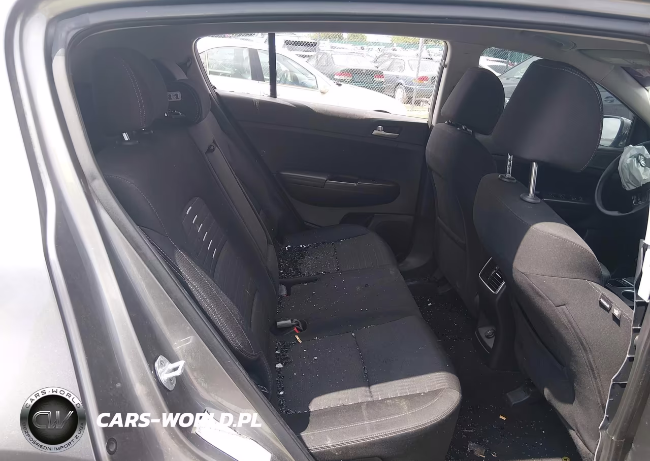 2018 Kia Sportage Lx VIN:KNDPM3AC9J7402105 - 8