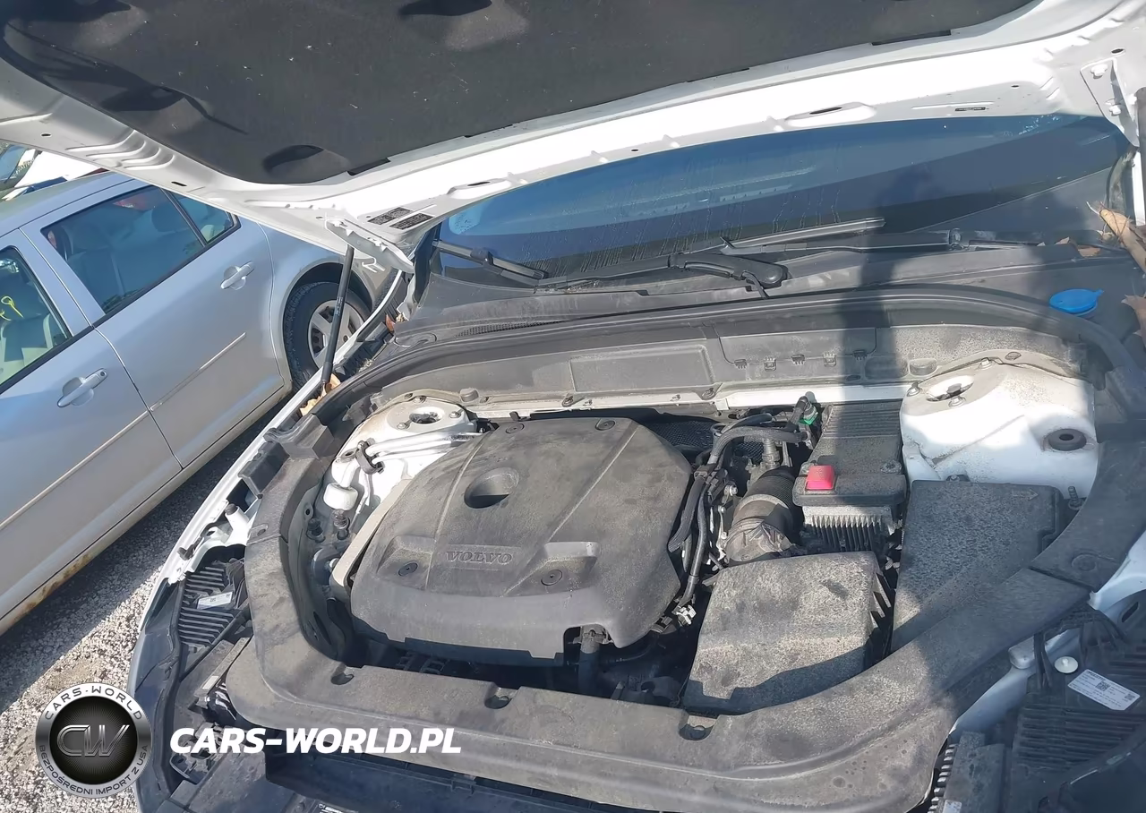 2018 Volvo Xc60 T5 Momentum VIN:YV4102RK0J1081983 - 10