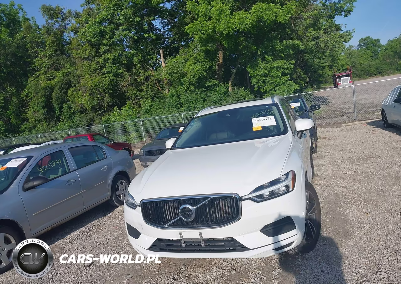 2018 Volvo Xc60 T5 Momentum VIN:YV4102RK0J1081983 - 13