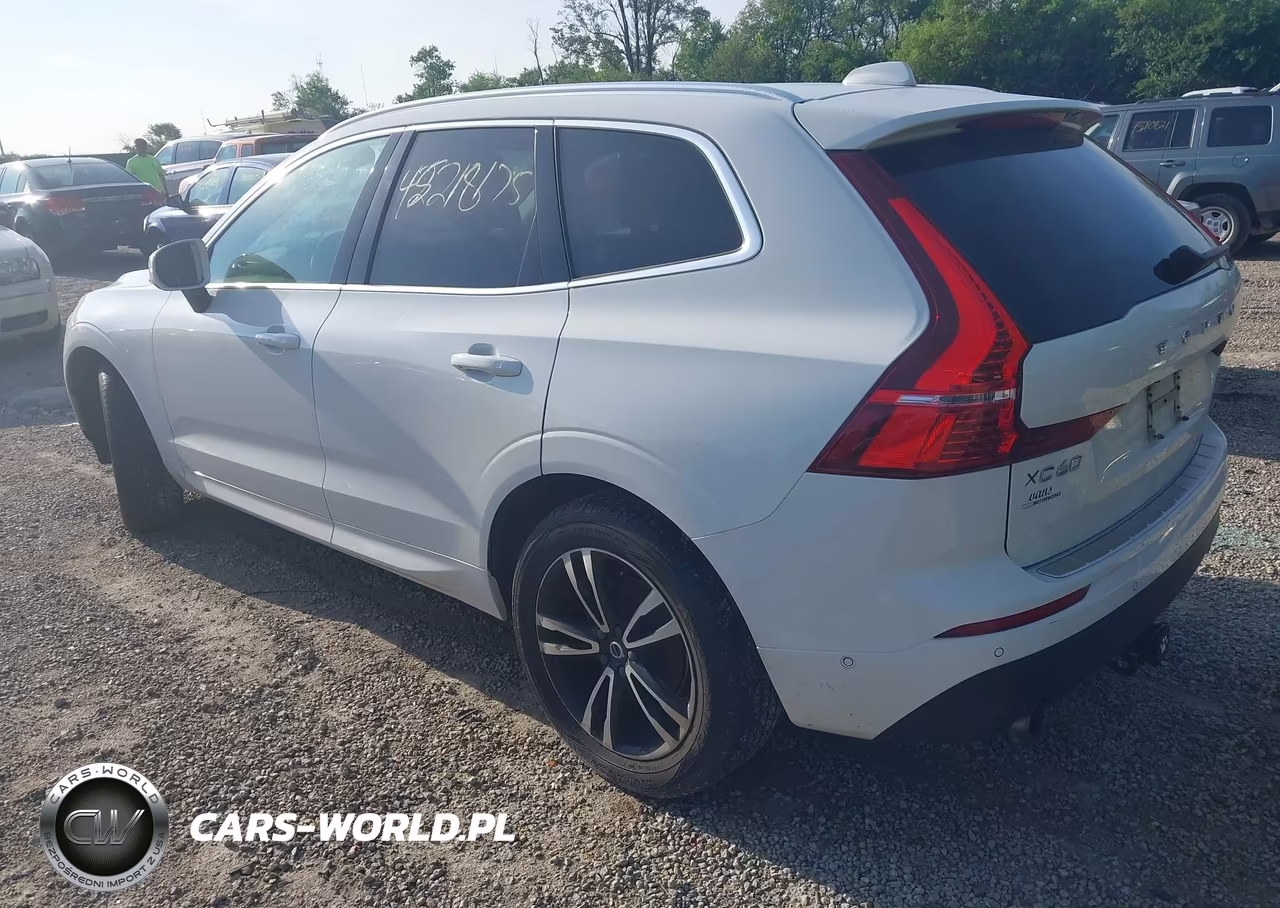 2018 Volvo Xc60 T5 Momentum VIN:YV4102RK0J1081983 - 3