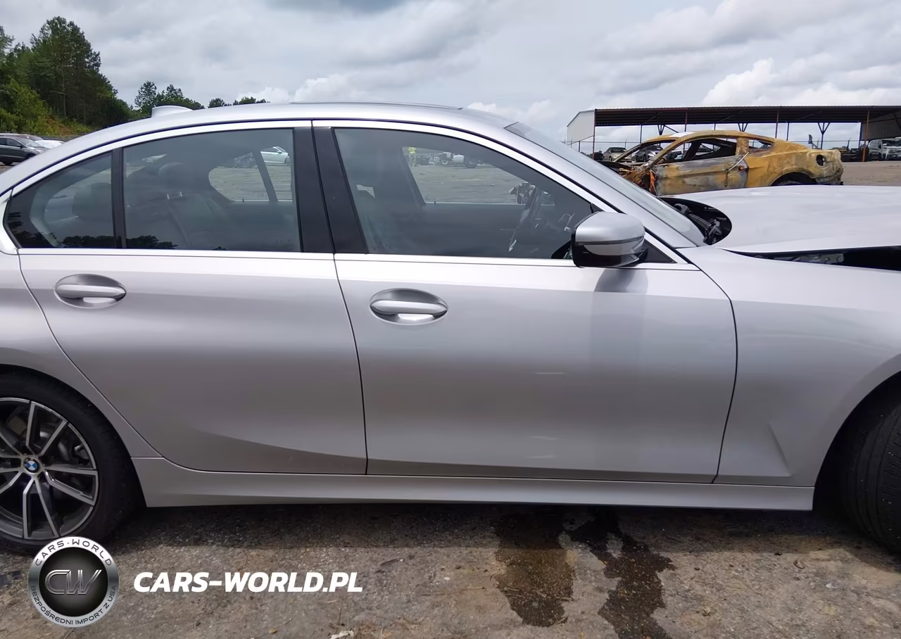 2019 BMW 330I VIN:WBA5R1C58KAK12907 - 13