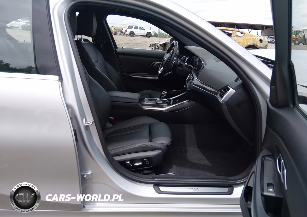 2019 BMW 330I VIN:WBA5R1C58KAK12907 - 5