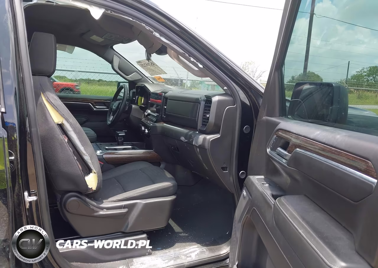 2024 GMC Sierra 1500 4Wd Short Box Elevation With 3Sb VIN:3GTUUCEDXRG391363 - 5