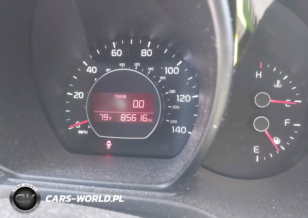 2016 Kia Soul VIN:KNDJN2A26G7852307 - 7