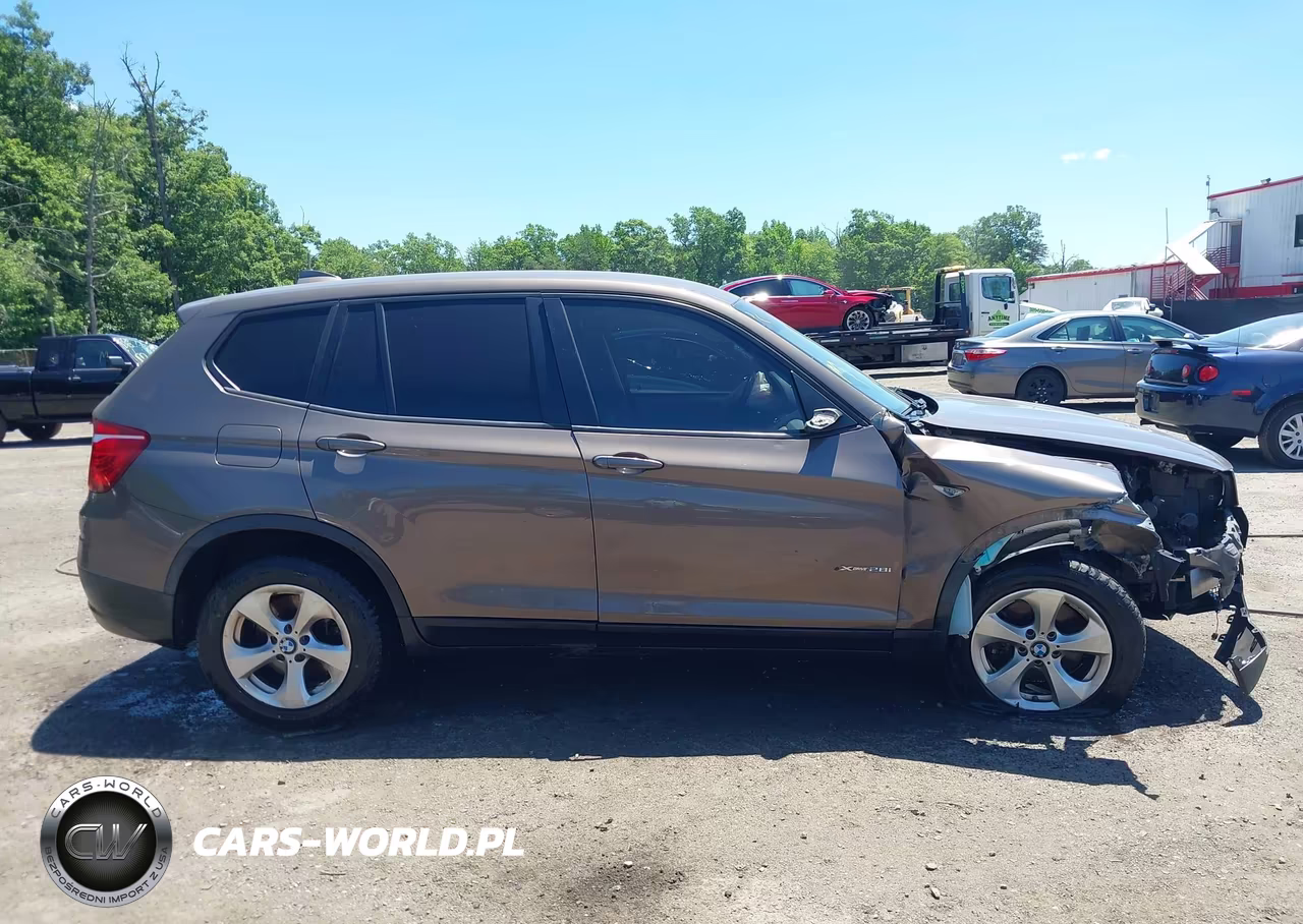 2012 BMW X3 xDrive28I VIN:5UXWX5C51CL724226 - 13