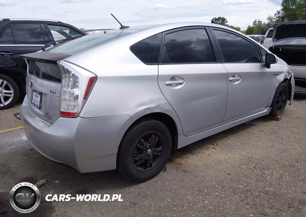 2010 Toyota Prius Iii VIN:JTDKN3DU8A1260800 - 4