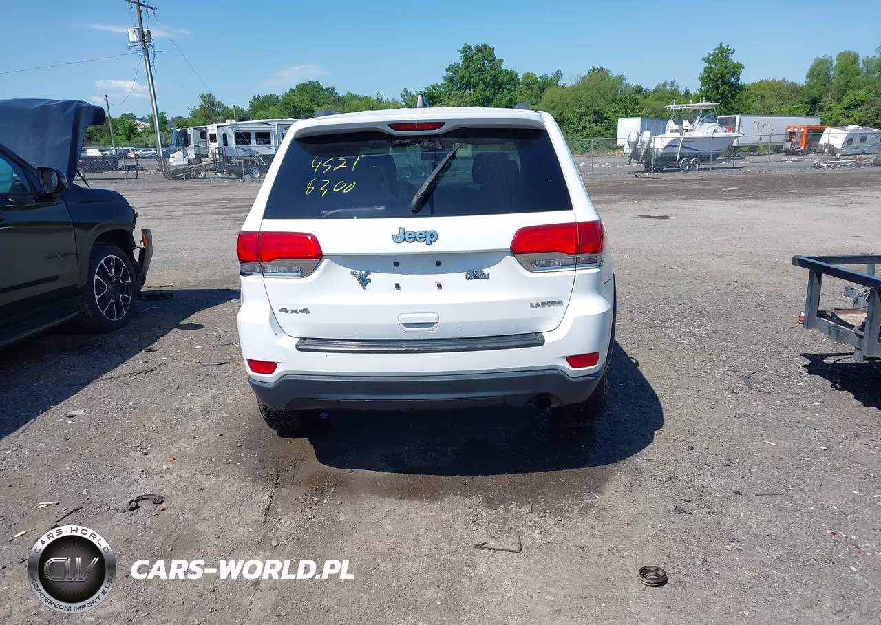 2014 Jeep Grand Cherokee Laredo VIN:1C4RJFAG0EC392907 - 17