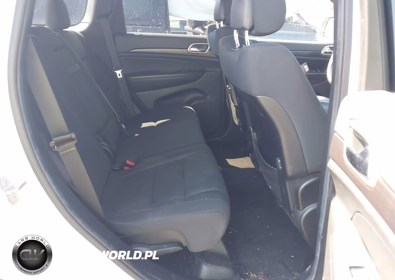2014 Jeep Grand Cherokee Laredo VIN:1C4RJFAG0EC392907 - 8