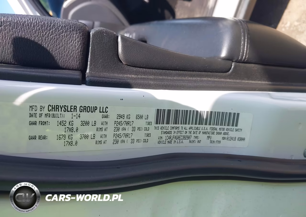 2014 Jeep Grand Cherokee Laredo VIN:1C4RJFAG0EC392907 - 9