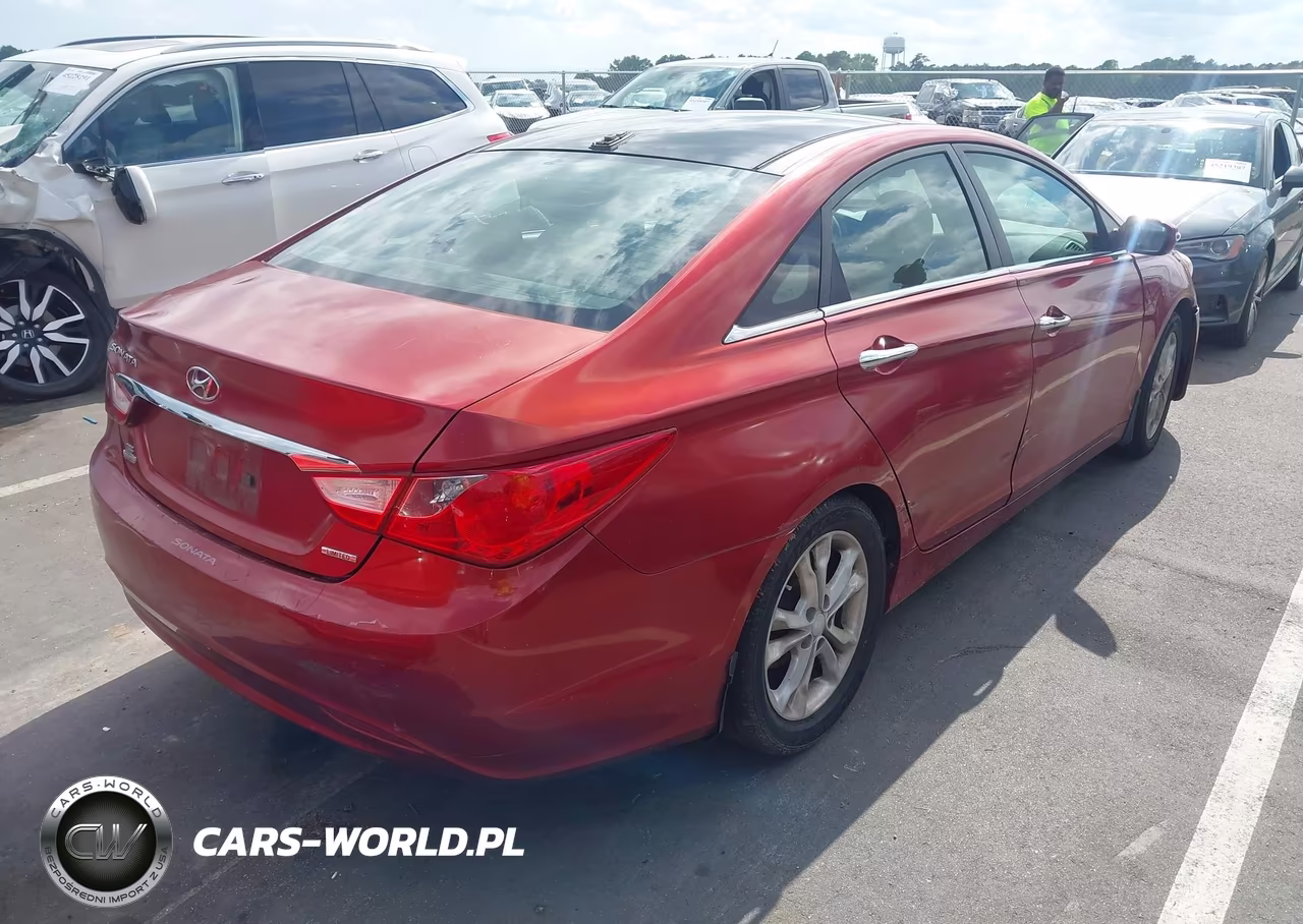 2013 Hyundai Sonata Limited VIN:5NPEC4AC8DH734116 - 4