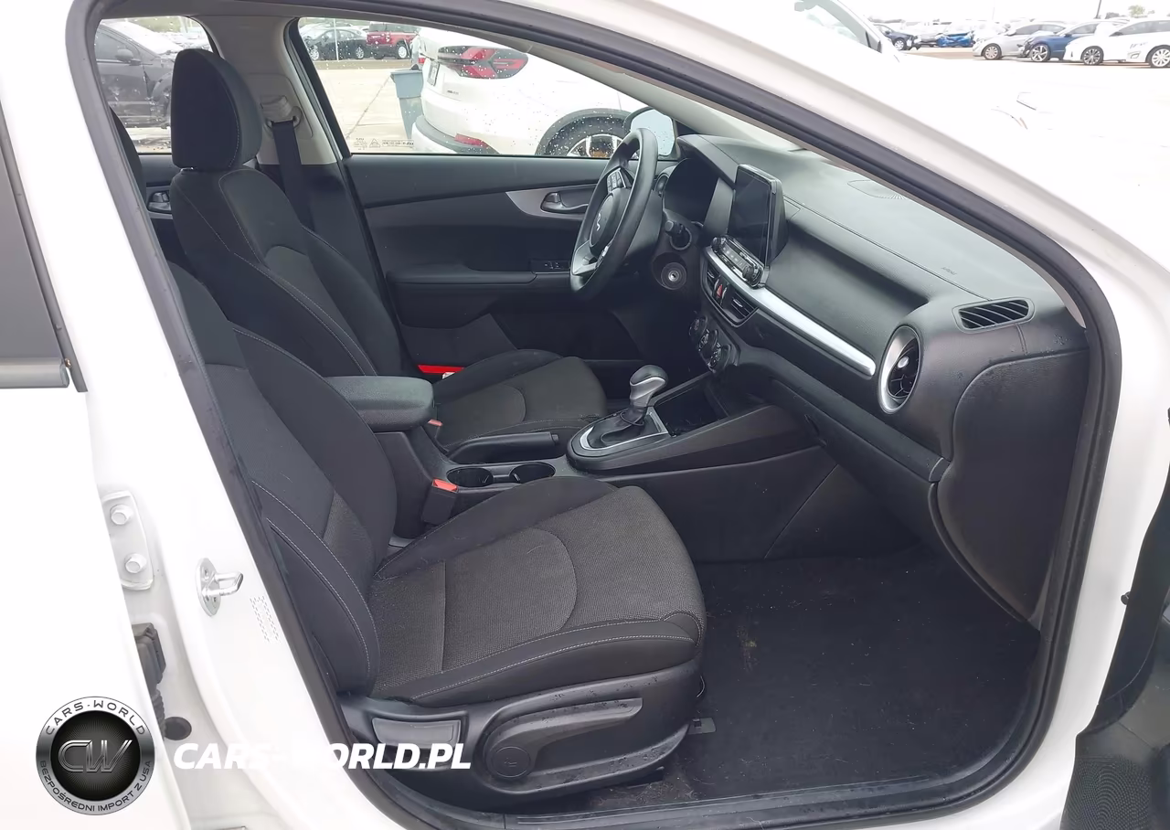 2022 Kia Forte Lxs VIN:3KPF24AD9NE466960 - 5