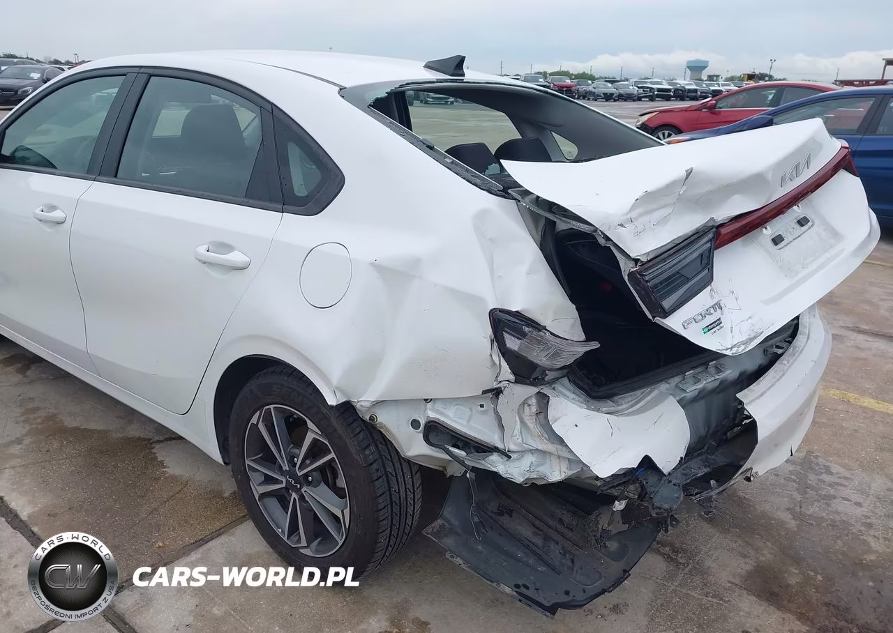 2022 Kia Forte Lxs VIN:3KPF24AD9NE466960 - 6