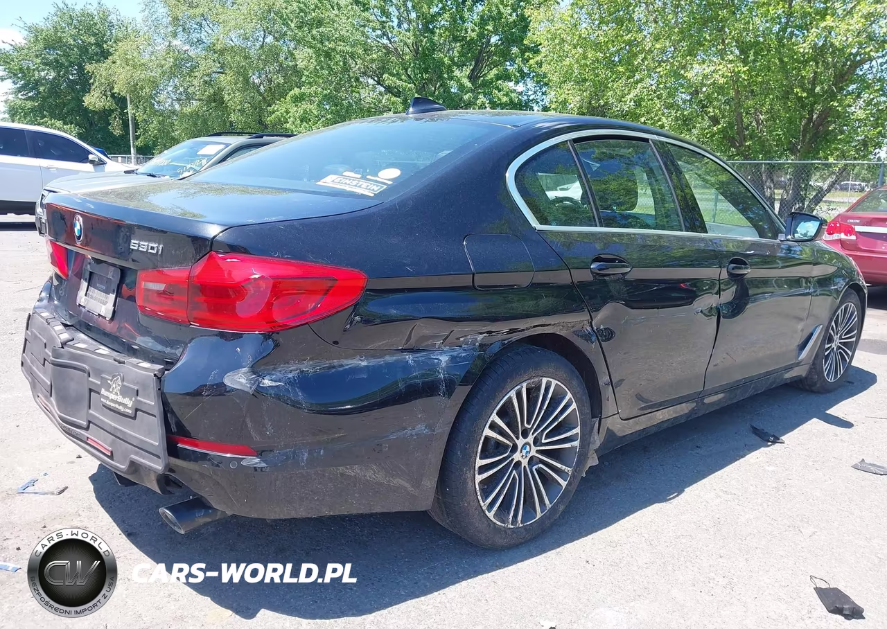 2019 BMW 530I xDrive VIN:WBAJA7C56KG911863 - 4