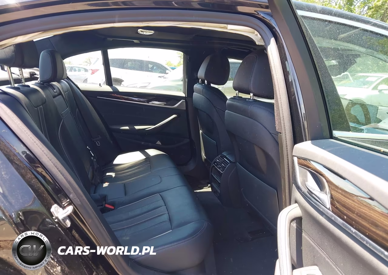 2019 BMW 530I xDrive VIN:WBAJA7C56KG911863 - 8