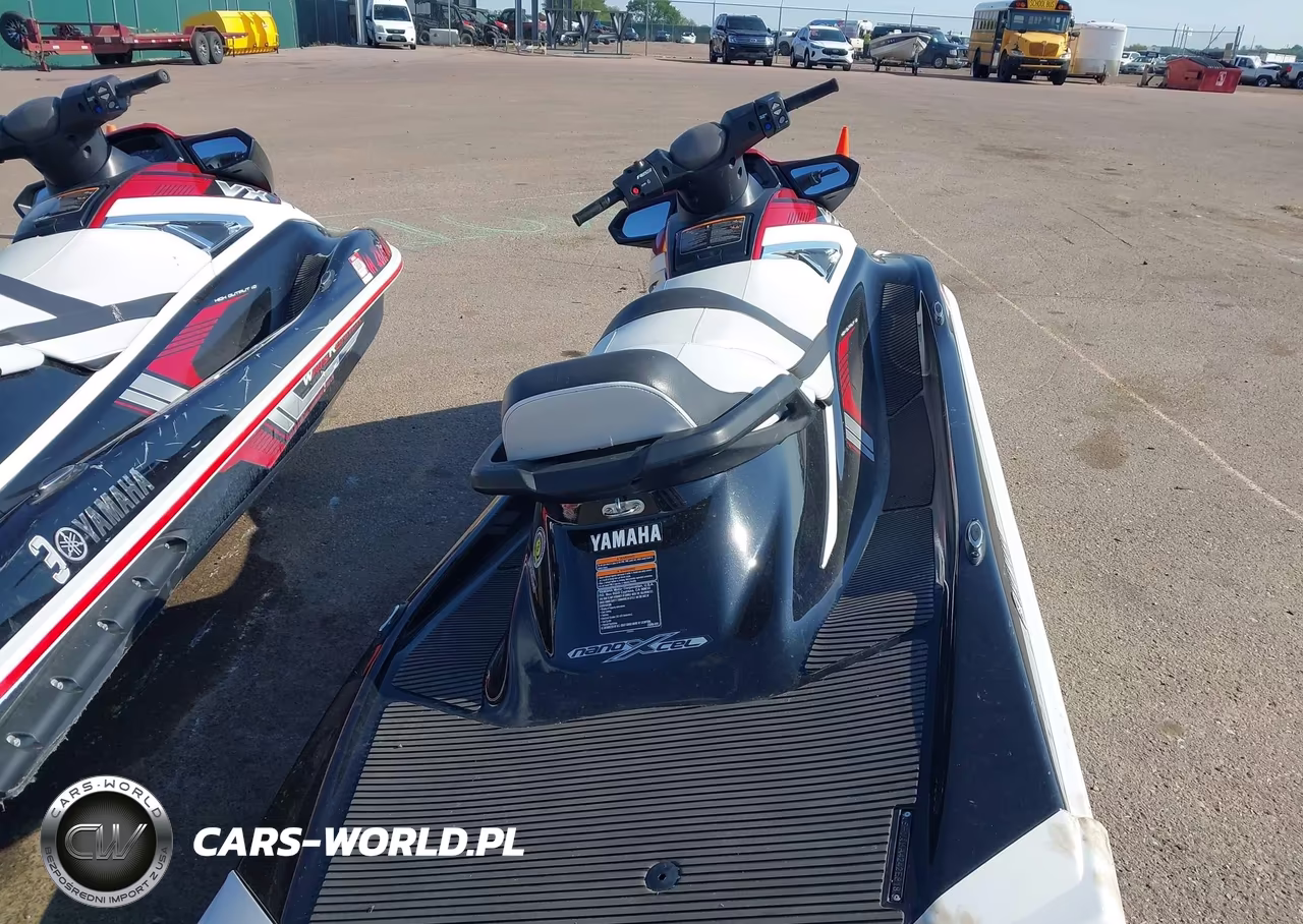 2018 Yamaha Vx Limited VIN:YAMA4242E818 - 8