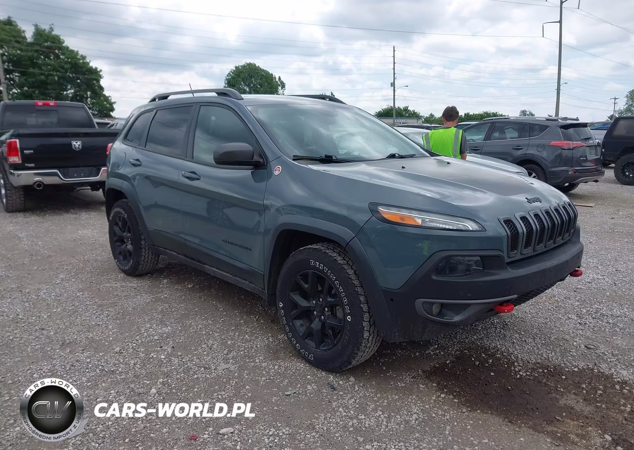 2015 Jeep Cherokee Trailhawk – zdjęcie 1 z 17