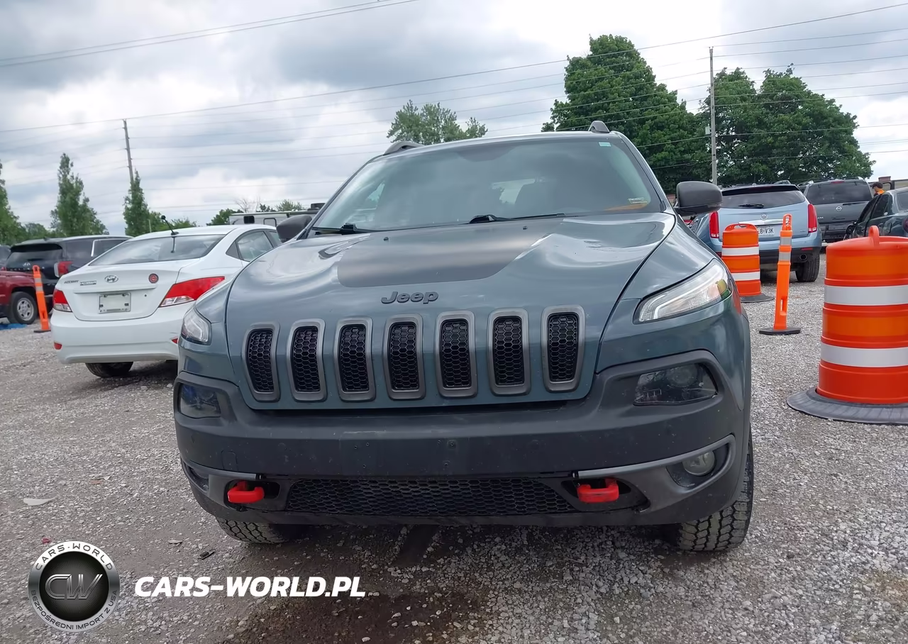 2015 Jeep Cherokee Trailhawk VIN:1C4PJMBS1FW576669 - 13