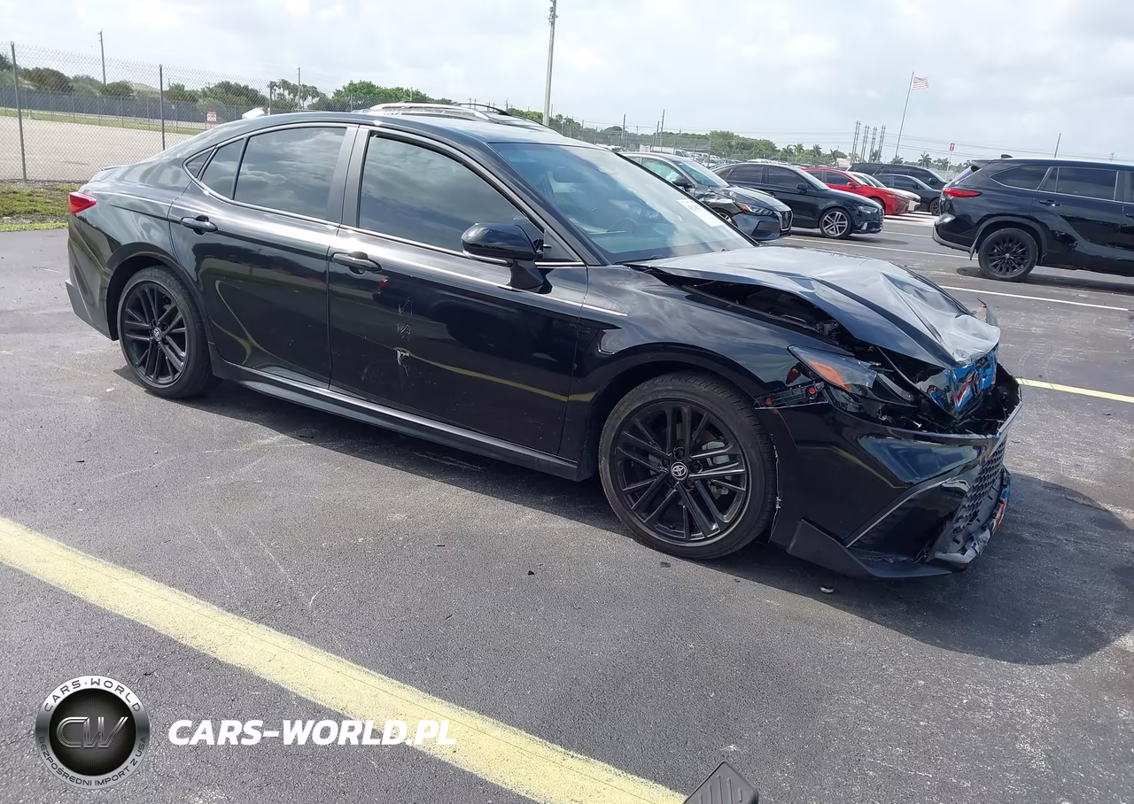 2025 Toyota Camry Se – zdjęcie 1 z 17