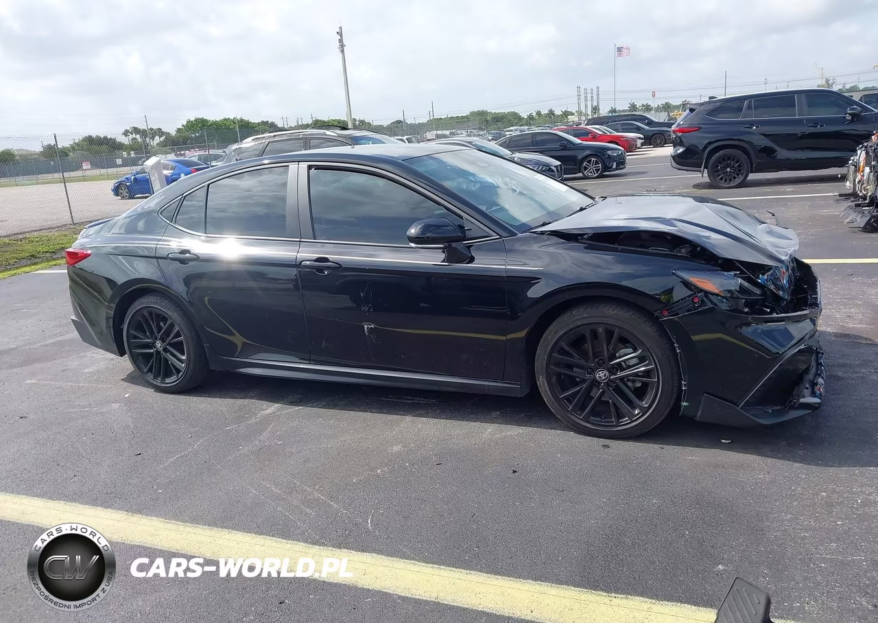 2025 Toyota Camry Se VIN:4T1DAACK0SU204287 - 14