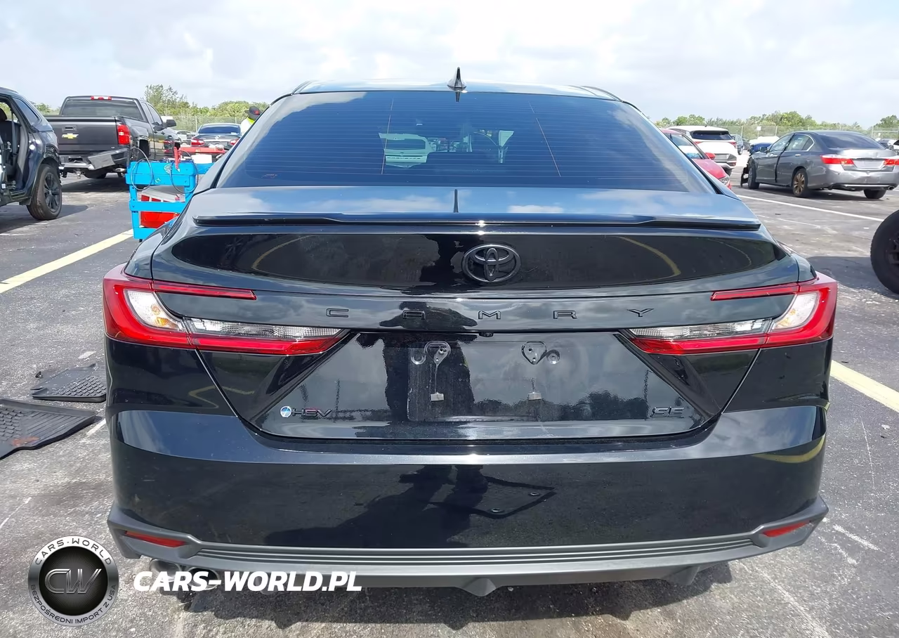 2025 Toyota Camry Se VIN:4T1DAACK0SU204287 - 17